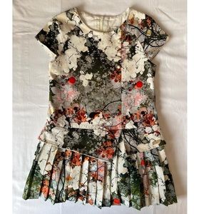STUNNING BRAND NEW Pili Carerra dress 5-6 years old girl